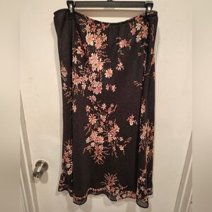 I.N. Studio Women's Black & Pink Floral Chiffon Midi Skirt 1X Elastic Waist